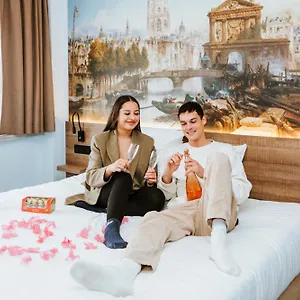 Hotel Teleport