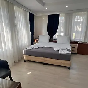 Hotel Genoa Port, Istanboel
