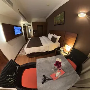 rooms-n-al-thuria-ajyad-makkah.mecca-hotels.info/