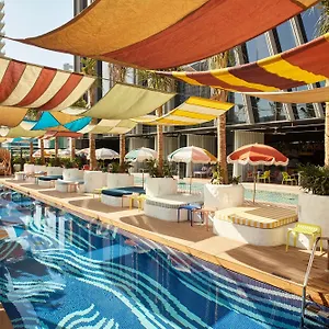 Hotel Mama Shelter ****