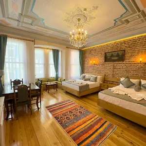 Eagle's Nest Boutique Отель