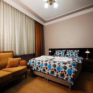 3* Otel Subrosa